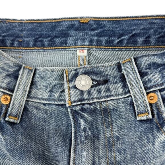 LEVI'S Distressed Cut-Off Denim Mini Skirt Sz 25 Blue Yellow Wash - Picture 2 of 6